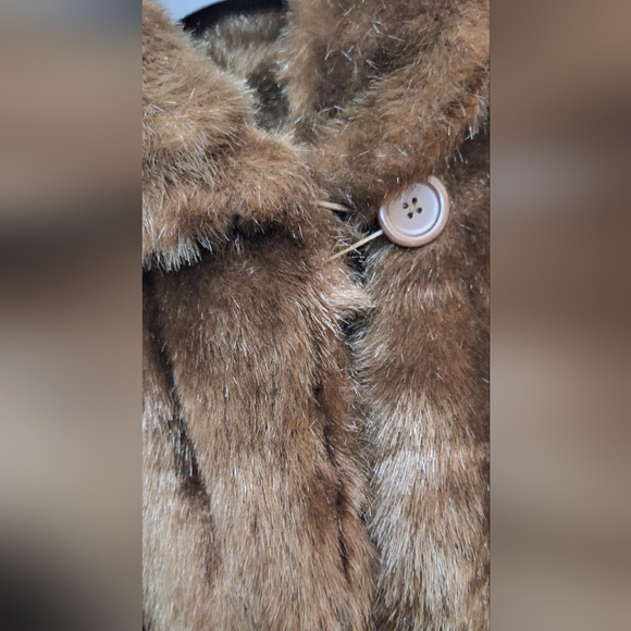Dennis Basso Womens Faux Fur Mink Brown Coat Size Medium - Picture 3 of 6
